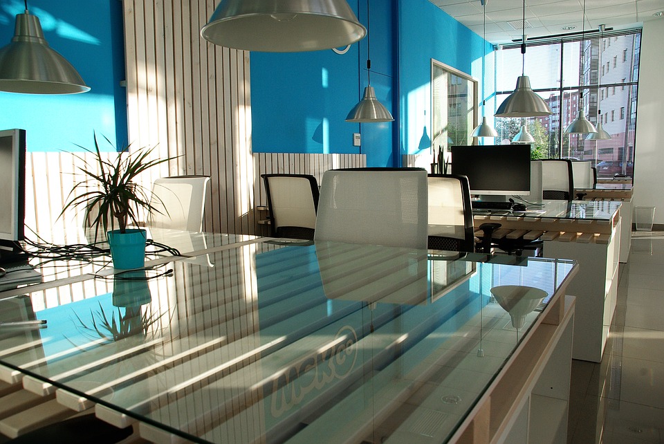 5 Ways to Improve Productivity by Investing in the Right Office Furniture